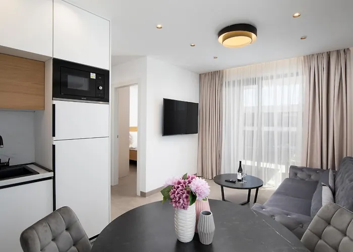 A'more Bijeca - 20m From The - New & Modern Apartman *