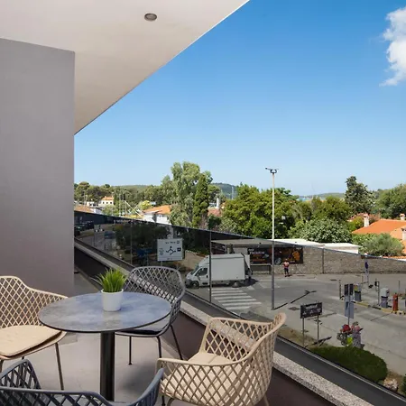 A'more Bijeca - 20m From The - New & Modern * 메덜린