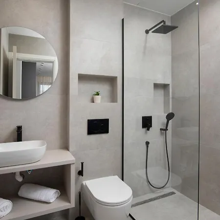 A'more Bijeca - 20m From The - New & Modern