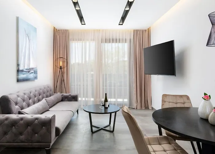 A'more Bijeca - 20m From The - New & Modern 아파트 *