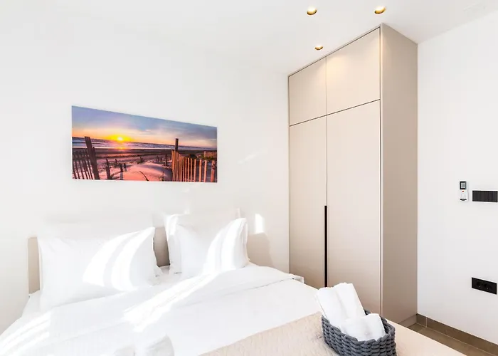 아파트 A'more Bijeca - 20m From The - New & Modern 메덜린