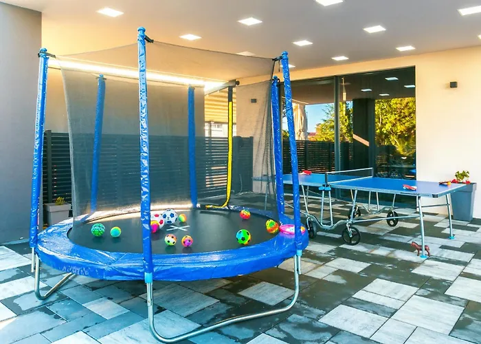 A'more Bijeca - 20m From The - New & Modern 메덜린